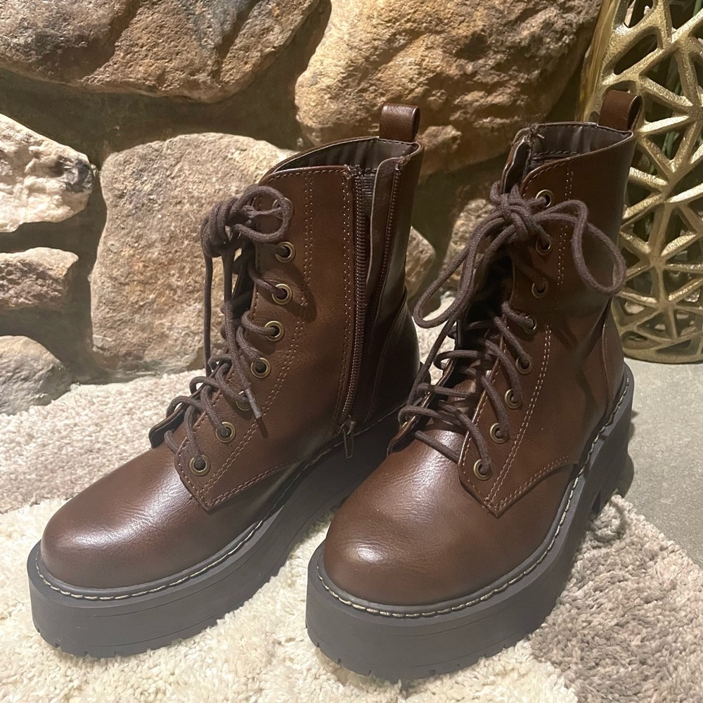 Chelsea boots. Perfect condition.